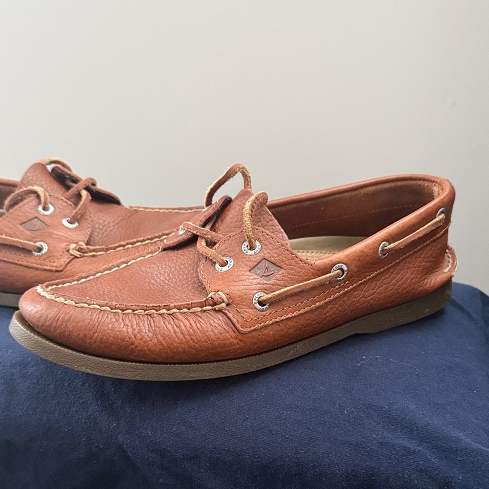 Sperry Tan Leather Boat Shoes